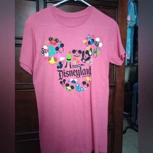 Mouse ears collage Disneyland shirt - Picture 1 of 4